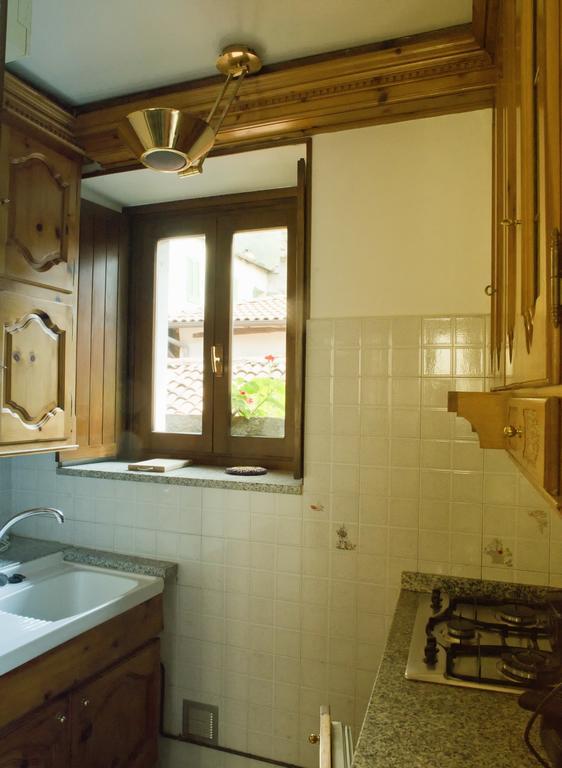 Rustico Giorgia Apartment Mergozzo Phòng bức ảnh